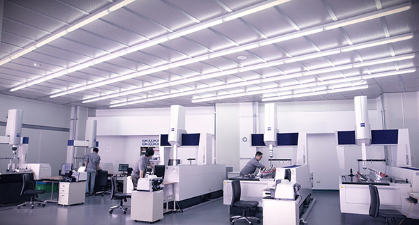 Screenshot-Company-Movie-017.jpg Screenshot-Company-Movie-017.jpg